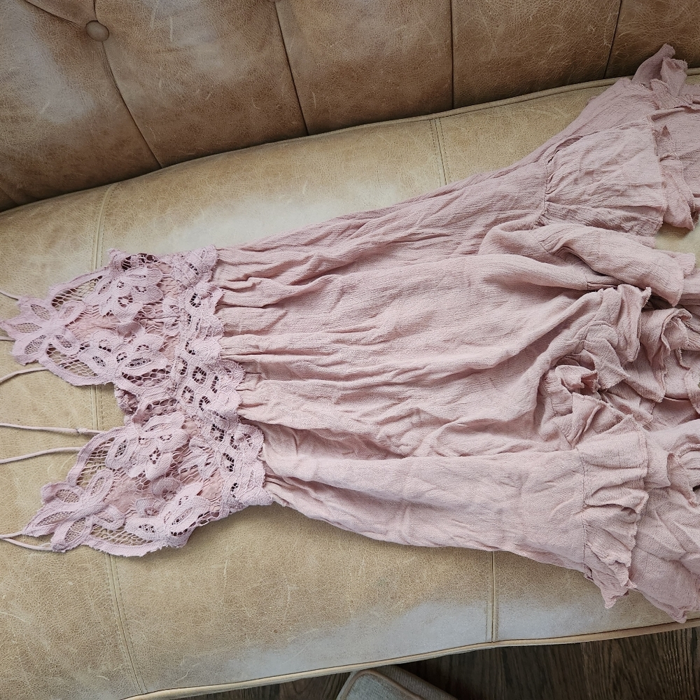 Dress - Picture 3 of 3